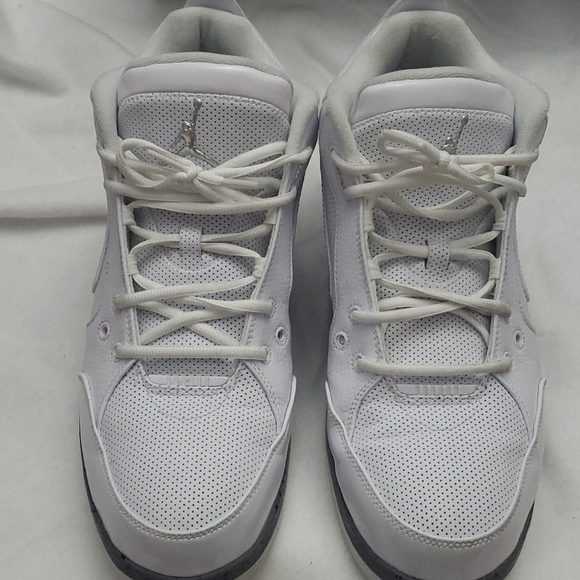 jordan 1 fund 5 8th white